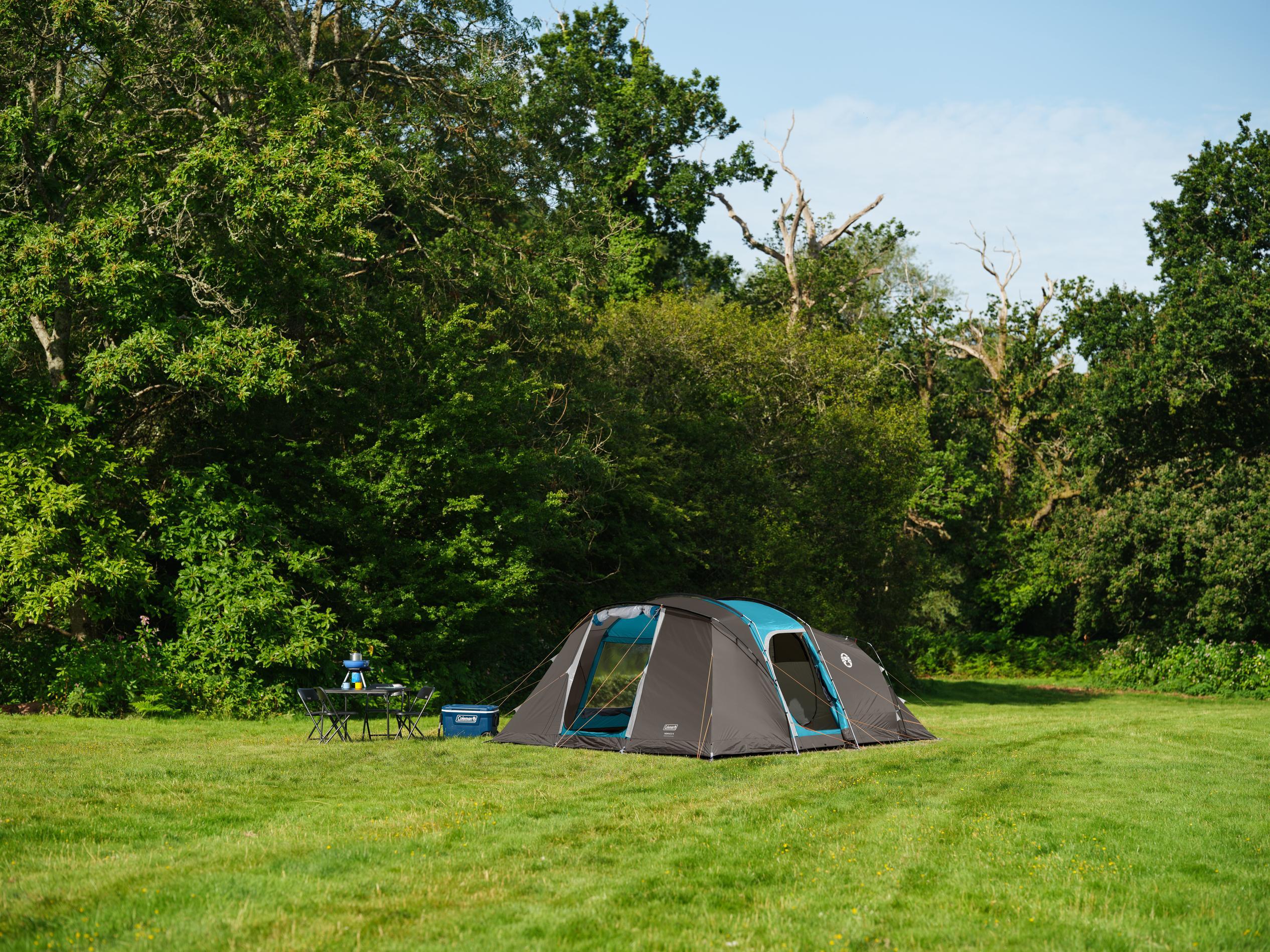 Coleman Vespucci 6 Grey-blue – tunneltelt for seks med pitch-in-one-oppsett og to separate soverom